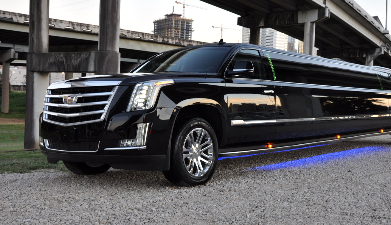 Cadillac Limousine Rental Dubai gallery image 2
