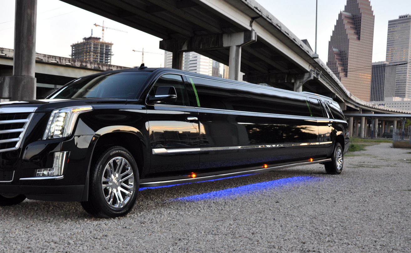 Cadillac Limousine Rental Dubai gallery image 3